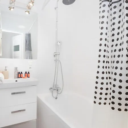 Przymorze Blue Sea By Renters Apartman *